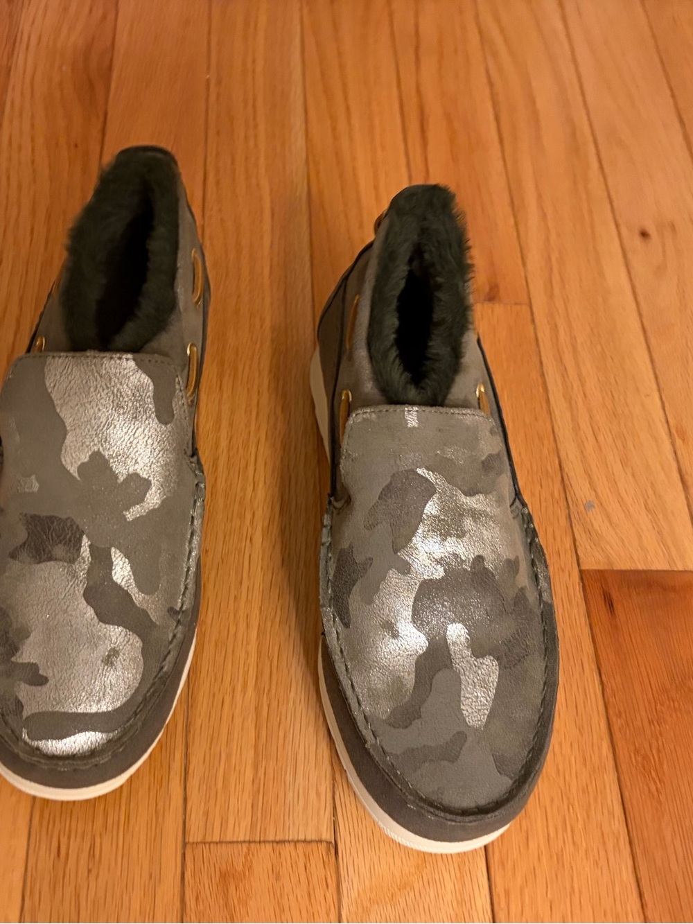 Slip-On Metallic Camouflage Faux-Fur Lined Sneakers - hunter green, silver, gold